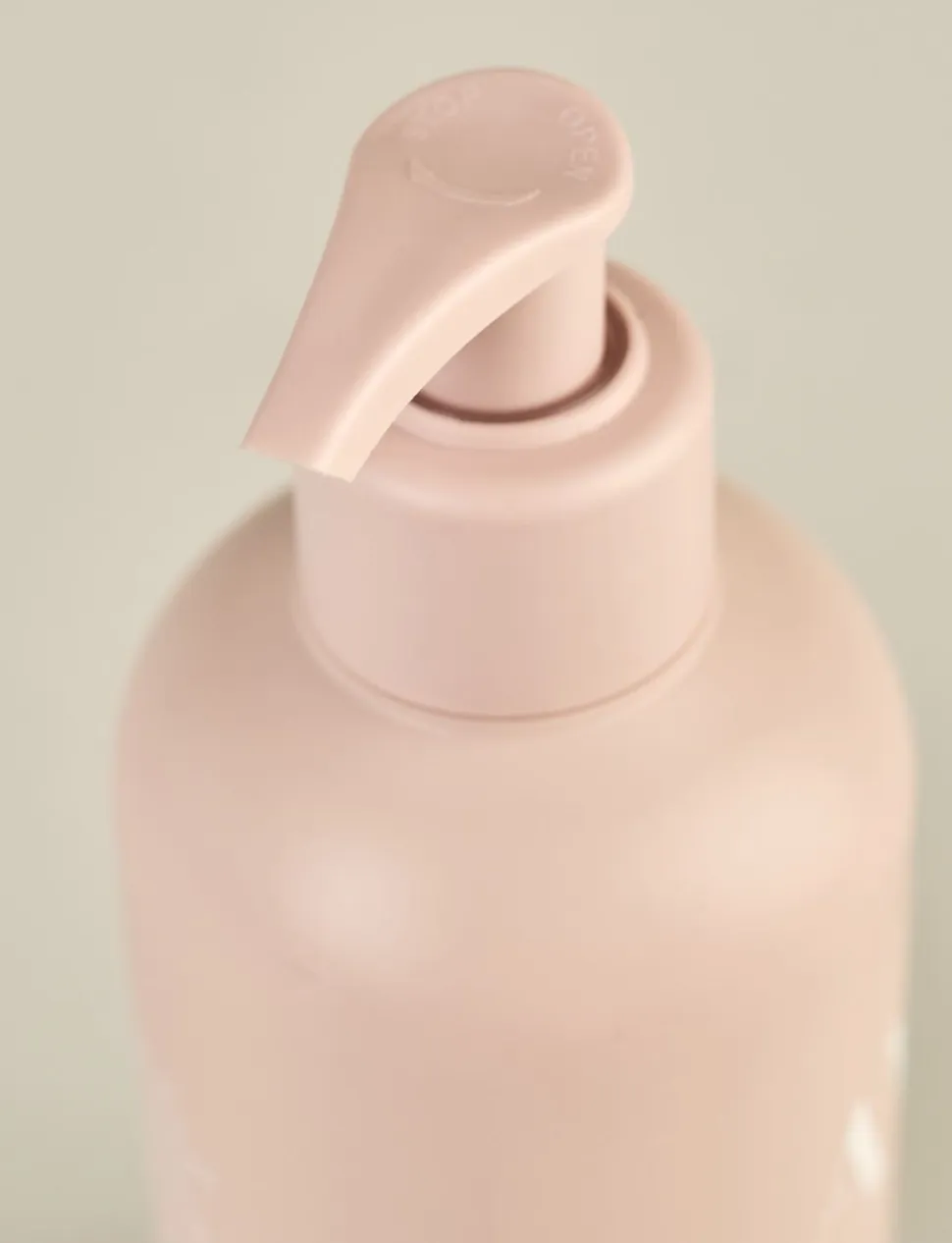 Ava Tangerine Patchouli käsivoide roosa