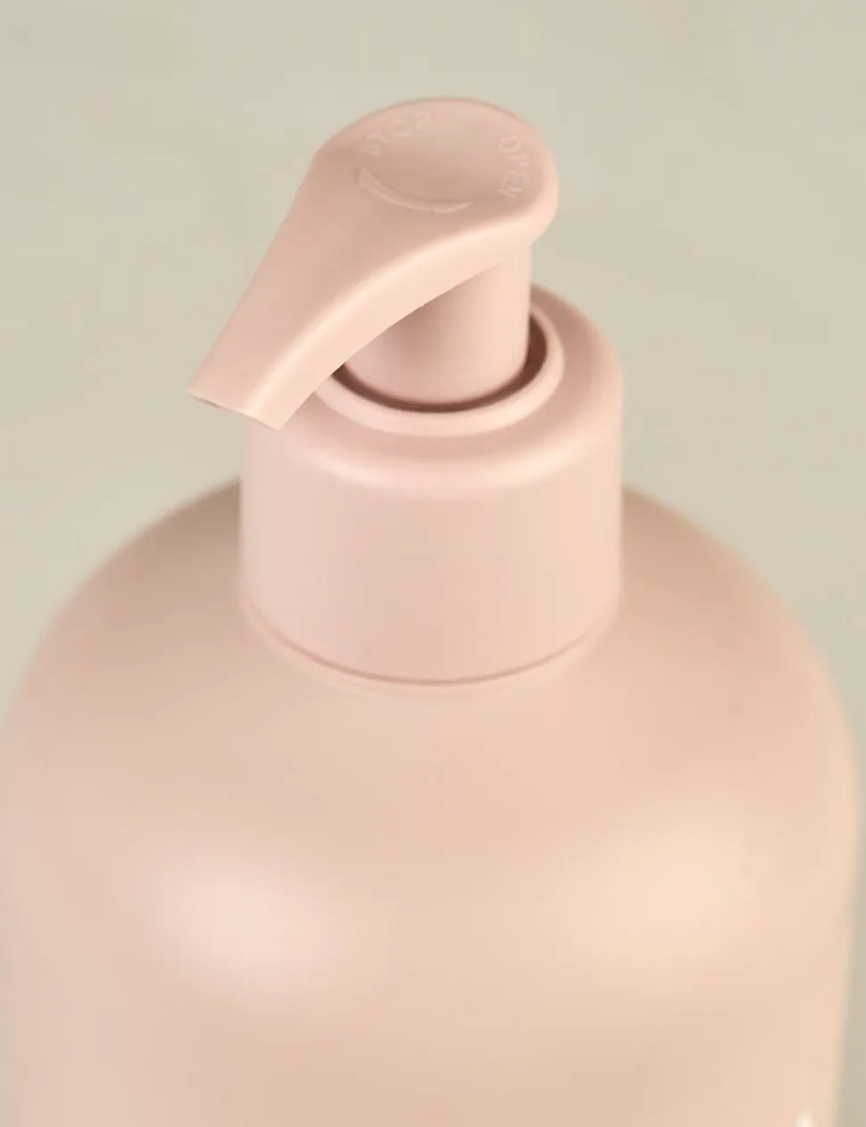 Ava Tangerine Patchouli suihkusaippua roosa
