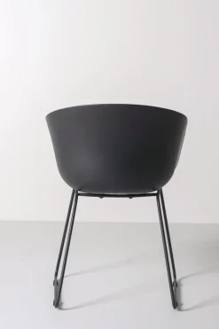 Beck ruokapöydän tuoli musta