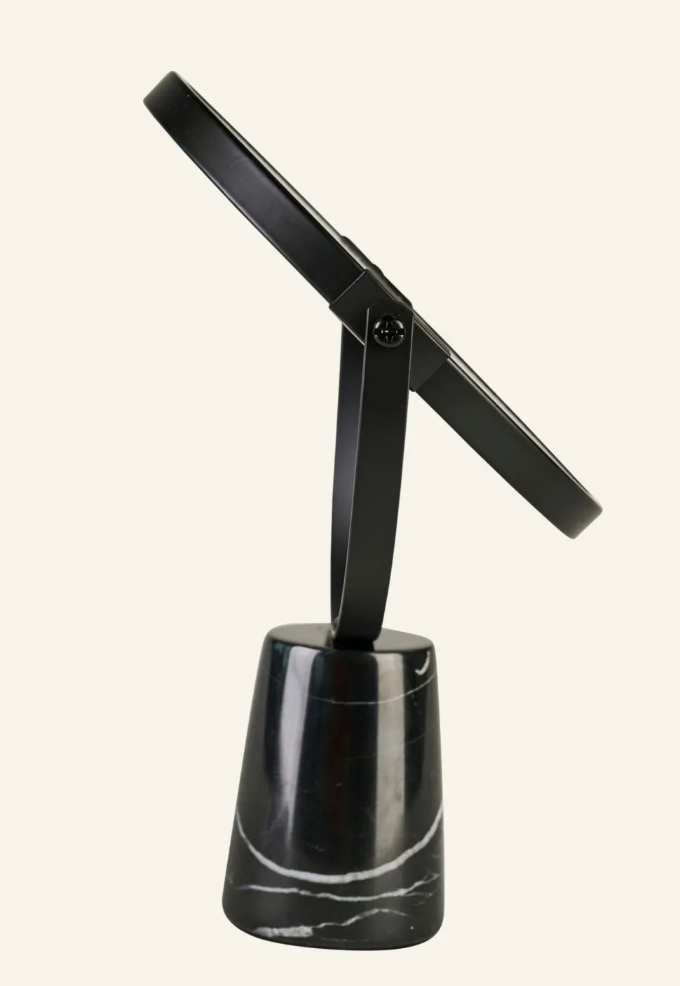 Black Marble peili musta