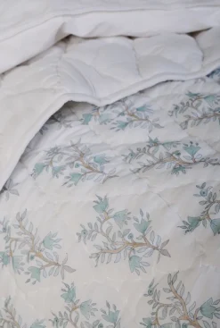 Breezy päiväpeitto vaaleansininen