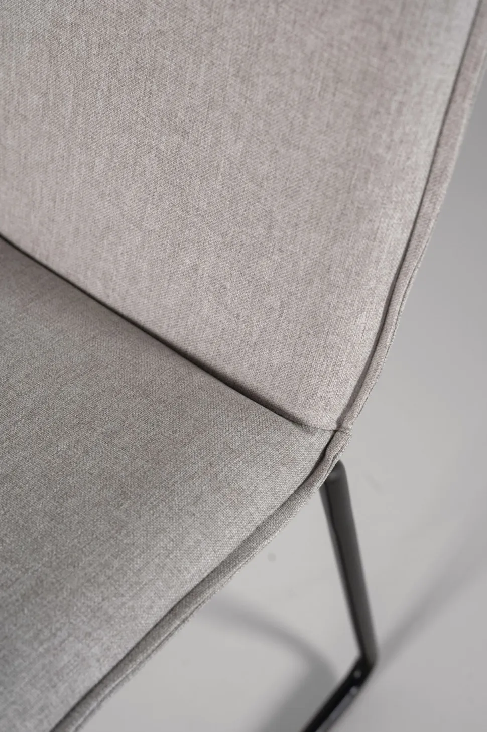 Clemet ruokapöydän tuoli vaalean beige
