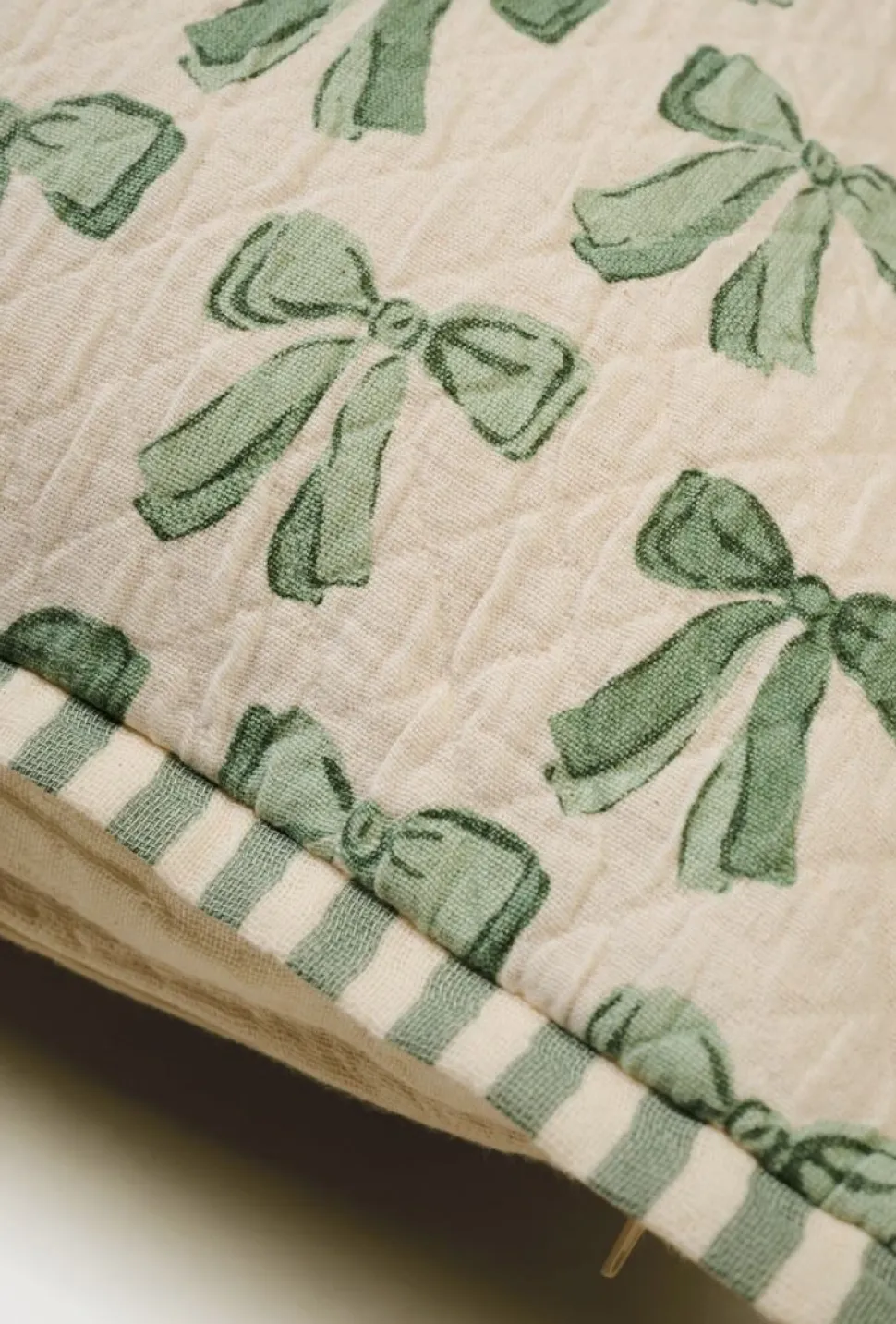 Green Bow koristetyynynpäällinen vihreä