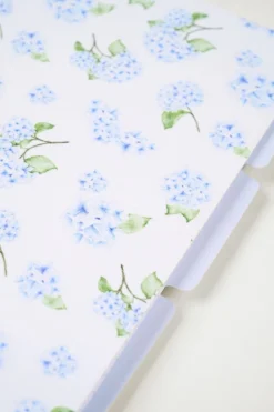Hyndrangea muistikirja välilehdillä moniväri/sininen
