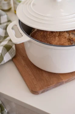 Jenny valurautainen kattila pyöreä creme