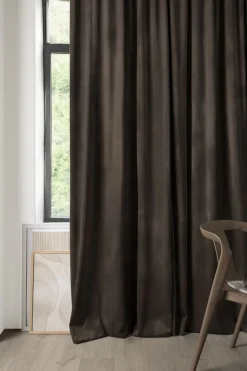 Mali velour verho saksanpähkinä