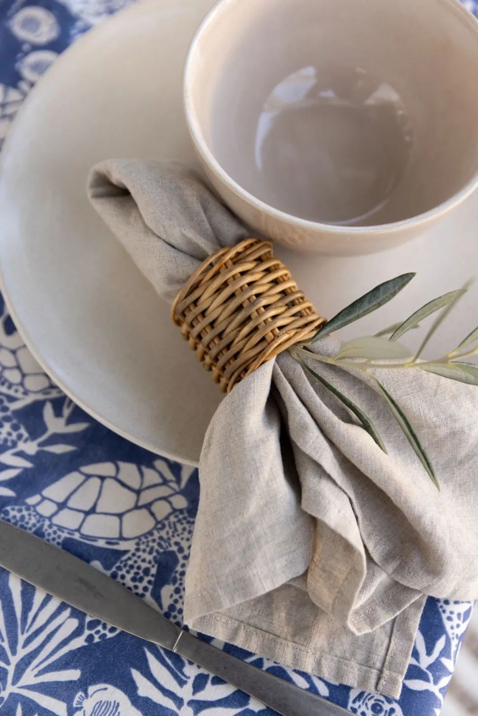 Mathilde ruokalautanen vaalean beige