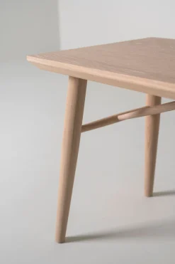 Nora ruokapöydän penkki luonnonväri