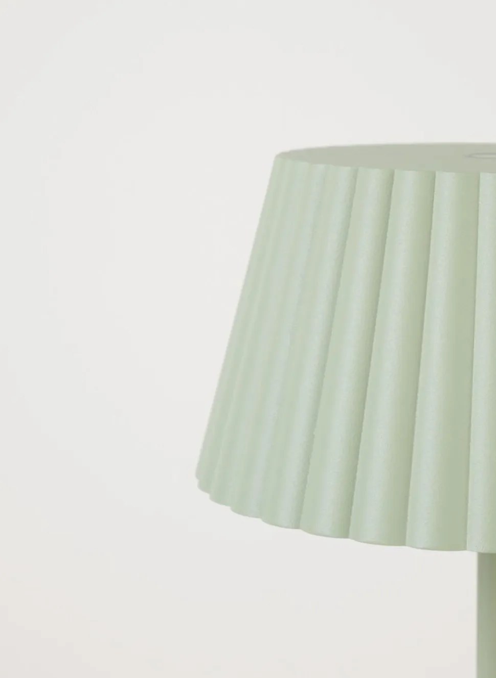 Nymera LED-pöytälamppu vaaleanvihreä