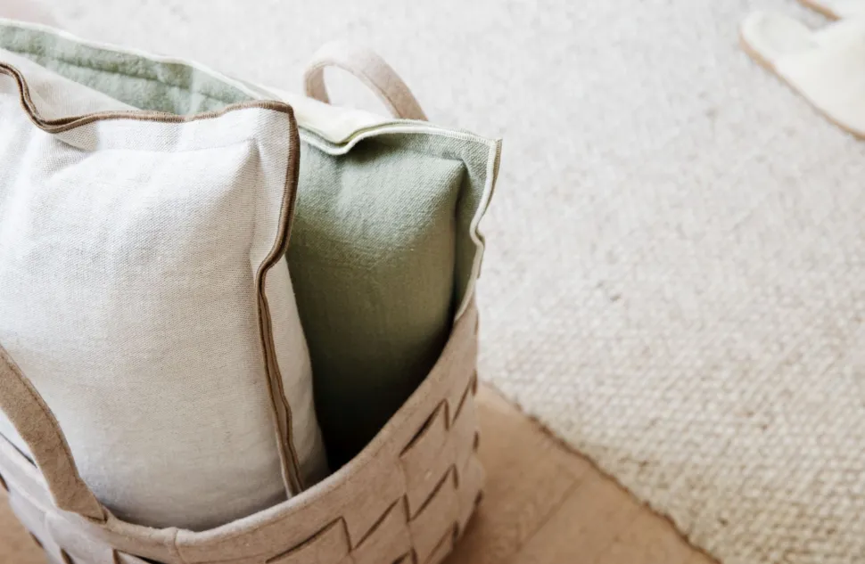 Oliver koristetyynynpäällinen luonnonväri