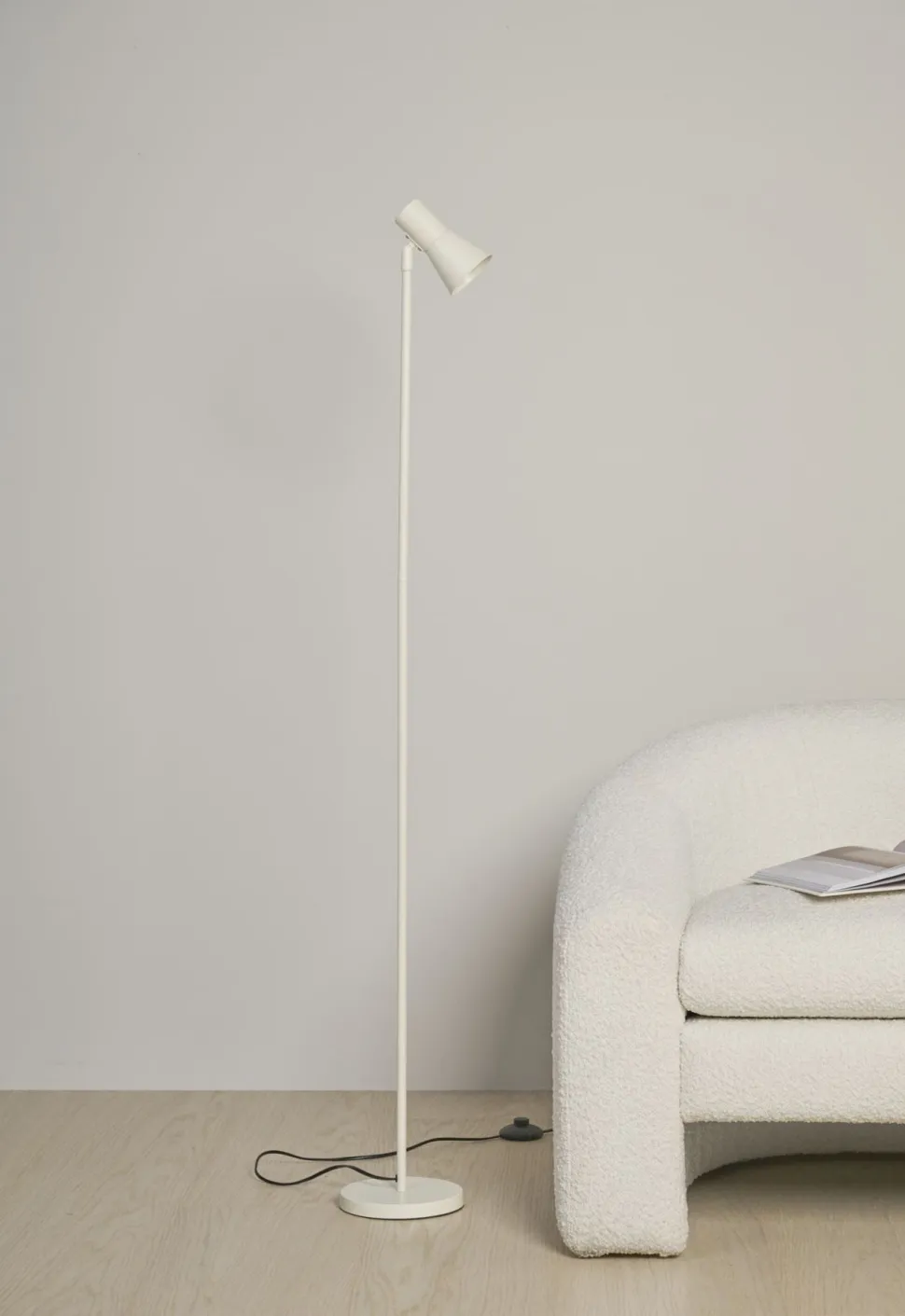 Oscar lattiavalaisin creme