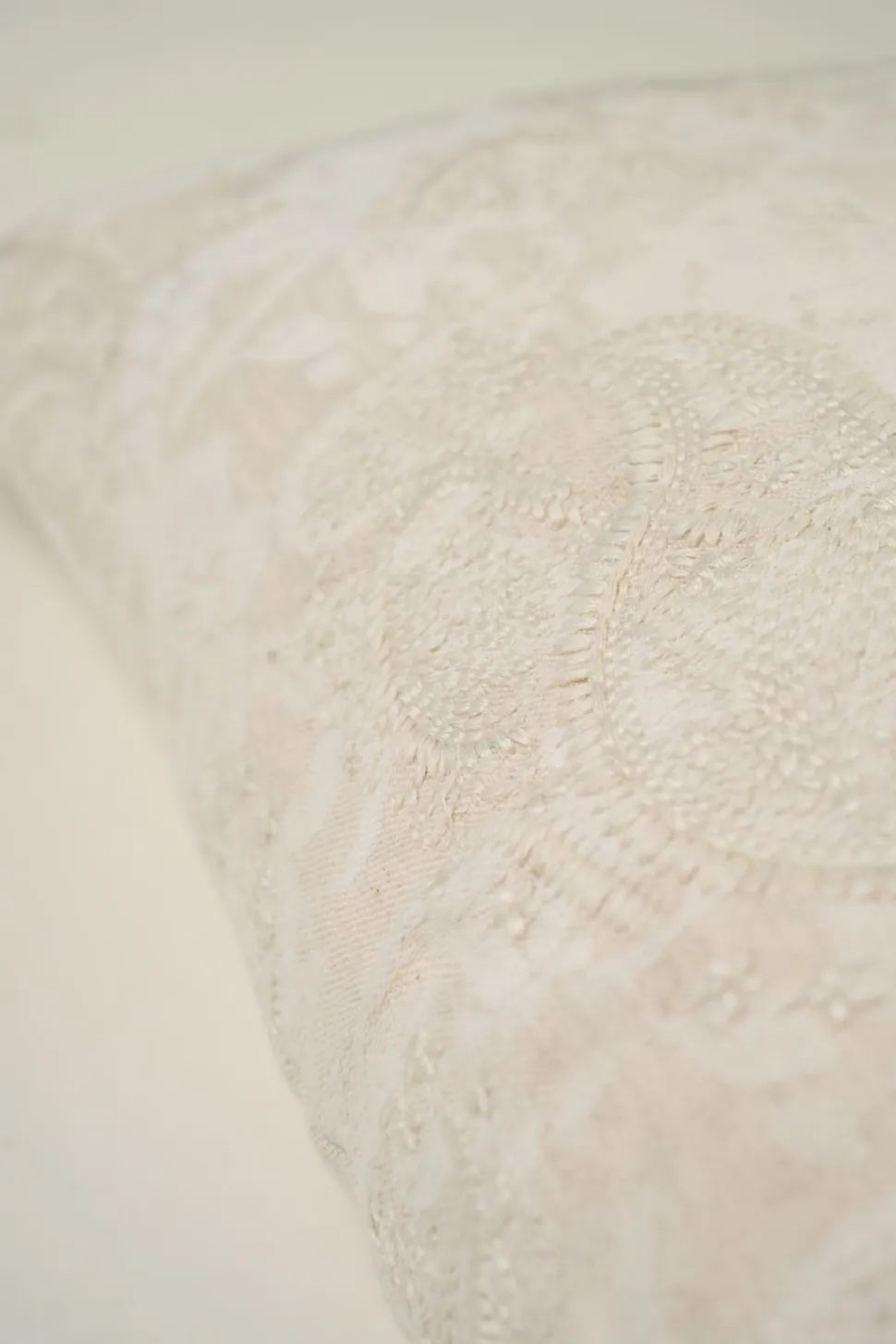 Paisley koristetyynynpäällinen vaalean beige