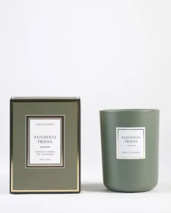 Patchouli Freesia matt tuoksukynttilä vihreä