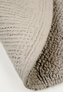 Round kylpyhuoneenmatto beige