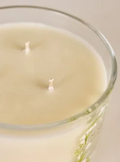 Sense Lily Wreath tuoksukynttilä vaaleanvihreä