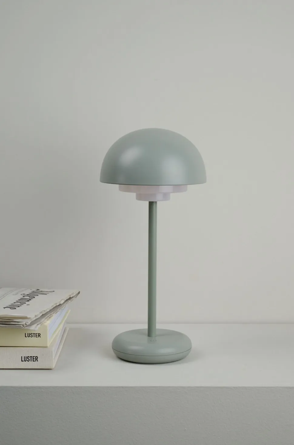 Solara LED-pöytälamppu meriheinää