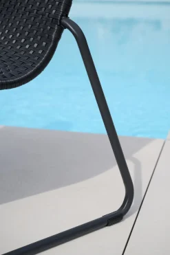 Vivid puutarhatuoli musta